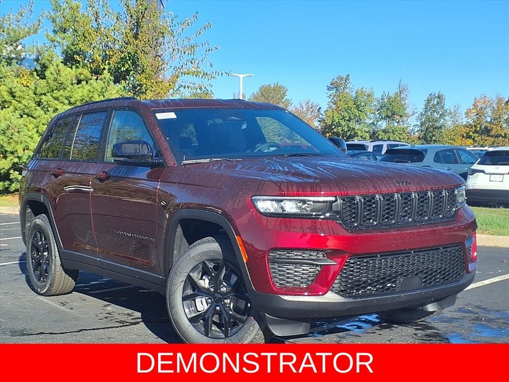 New 2025 Jeep Grand Cherokee Altitude X Sport Utility