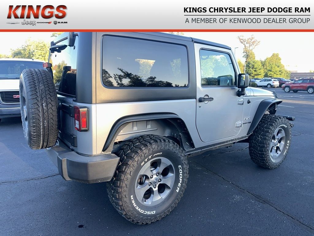 2018 Jeep Wrangler Sahara photo 4