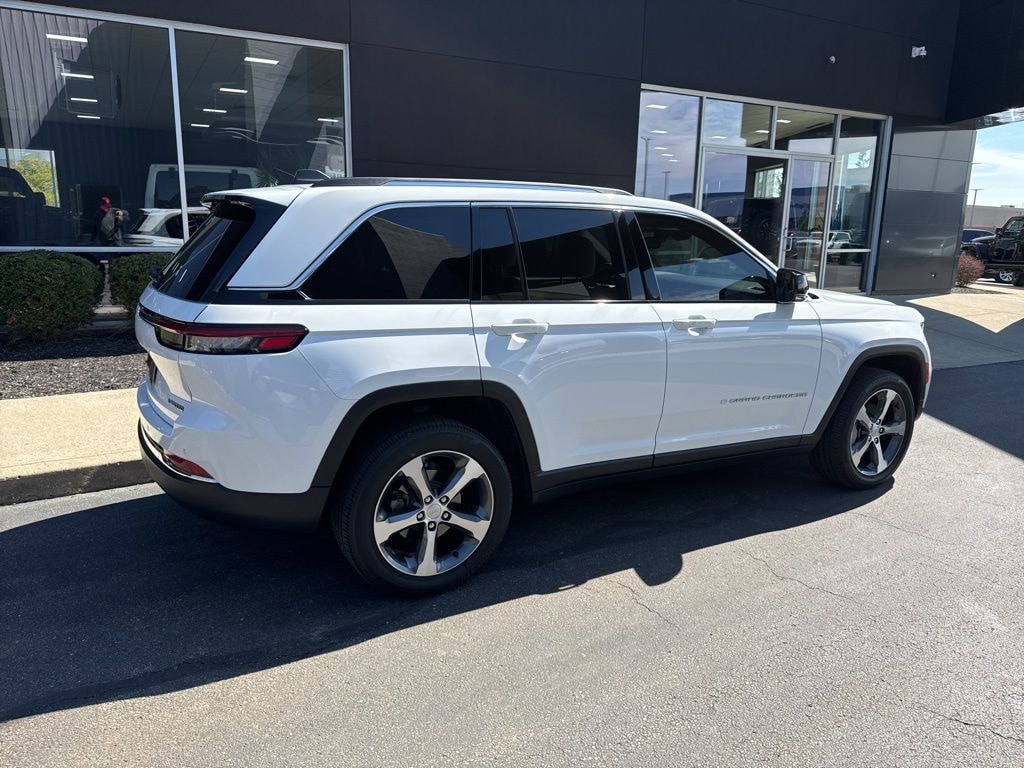 Used 2023 Jeep Grand Cherokee Limited SUV