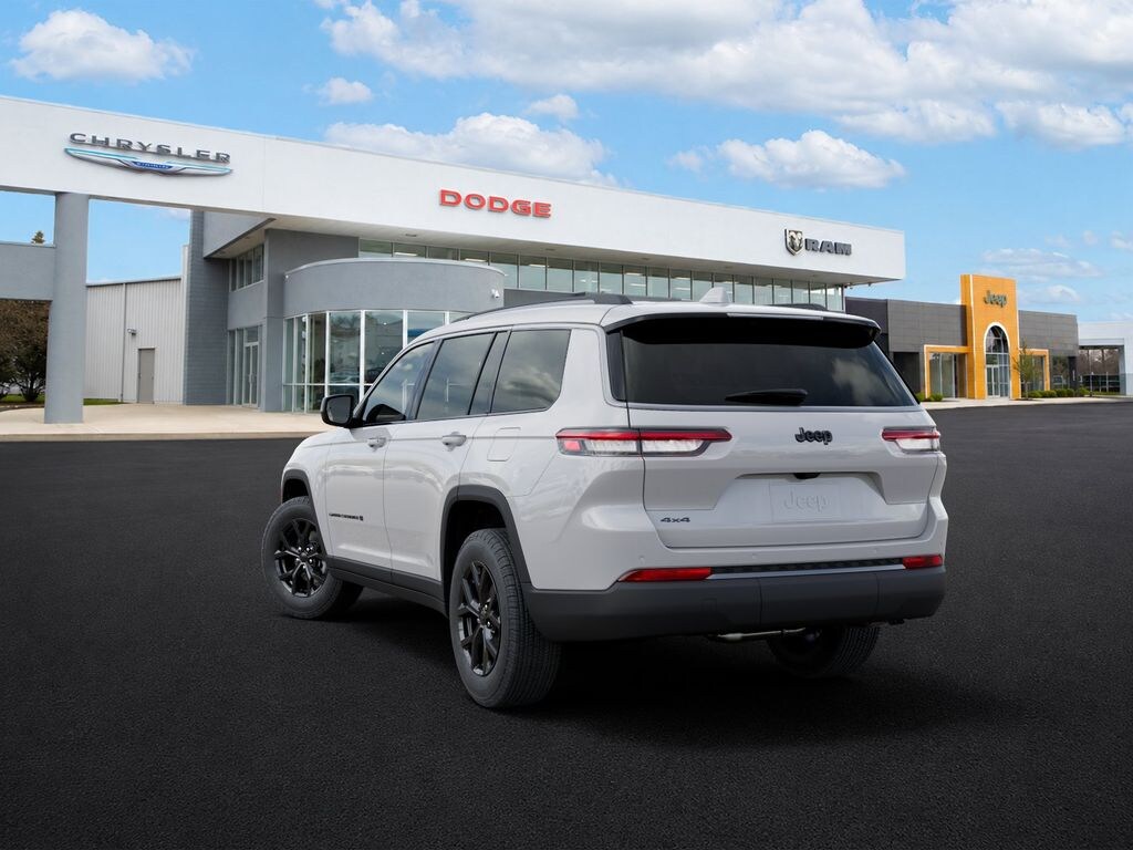 New 2026 Jeep Grand Cherokee L Altitude Sport Utility