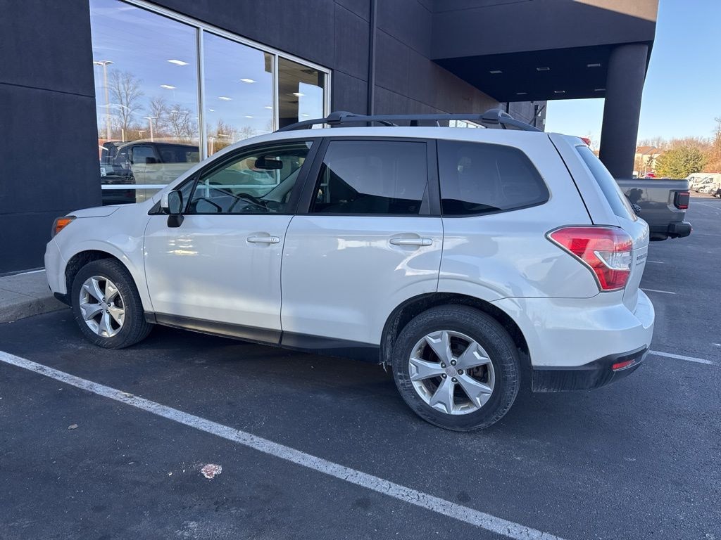 Used 2015 Subaru Forester 2.5i Premium (CVT) SUV