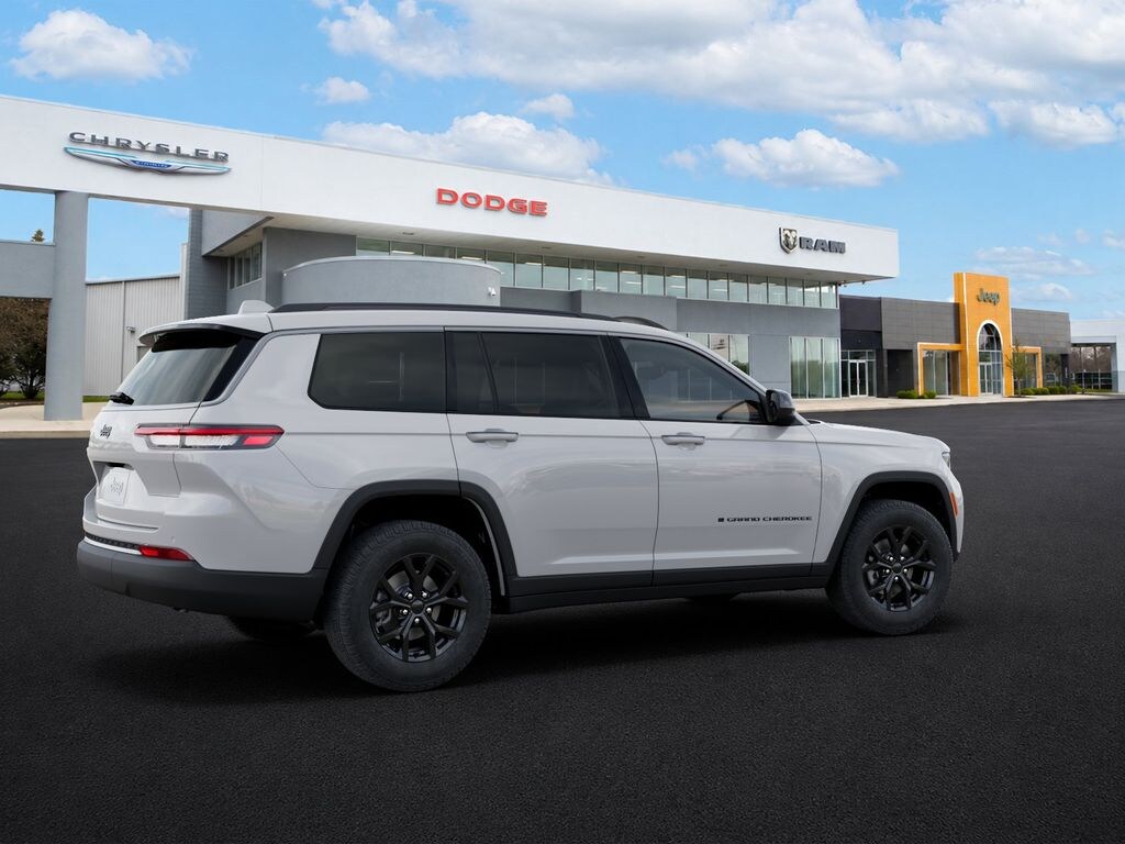New 2026 Jeep Grand Cherokee L Altitude Sport Utility