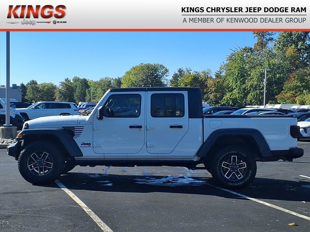 2020 Jeep Gladiator Sport photo 2