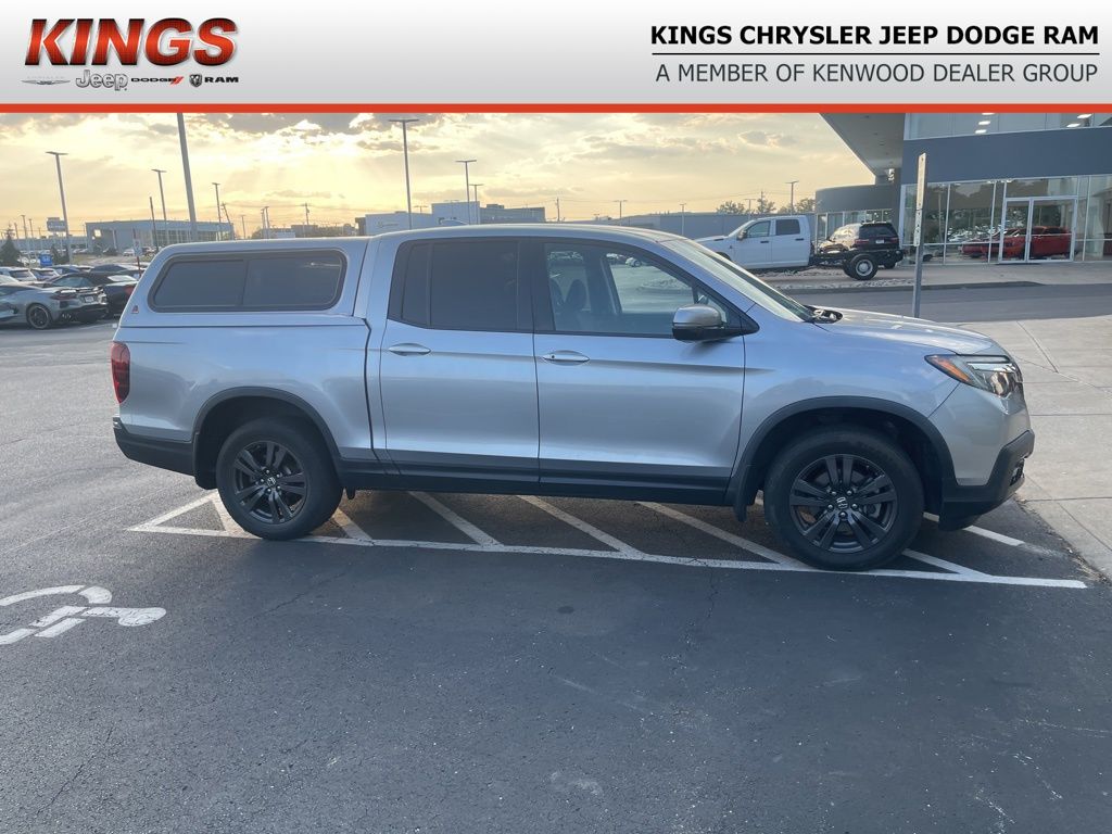 2019 Honda Ridgeline Sport photo 4