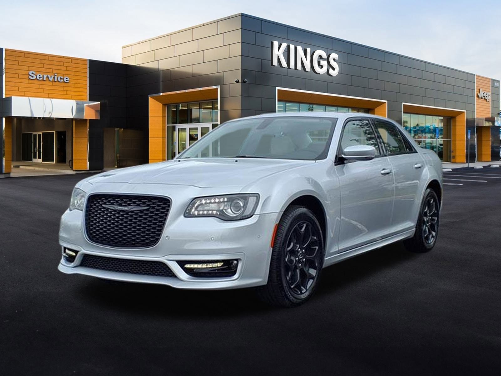 今年の新作から定番まで！ Certified Used Sale for Sedan L Touring 300 Chrysler 2023 アイドル
