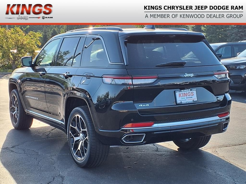 2025 Jeep Grand Cherokee Summit Reserve photo 4