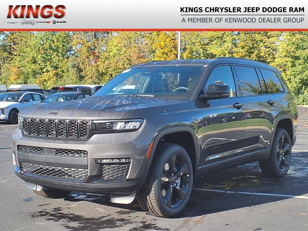 2025 Jeep Grand Cherokee Limited photo 2