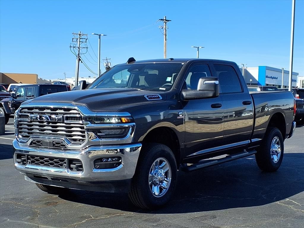 2025 RAM 2500 Tradesman - Photo 2