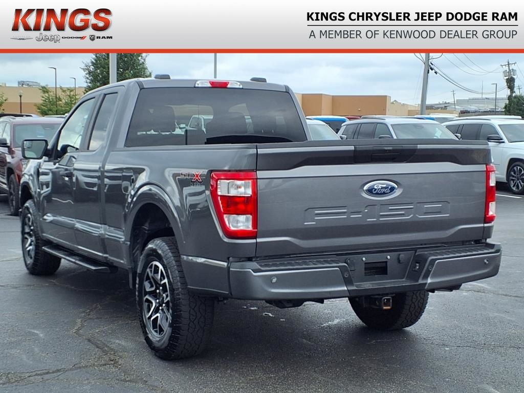 2023 Ford F-150 XL STX photo 4
