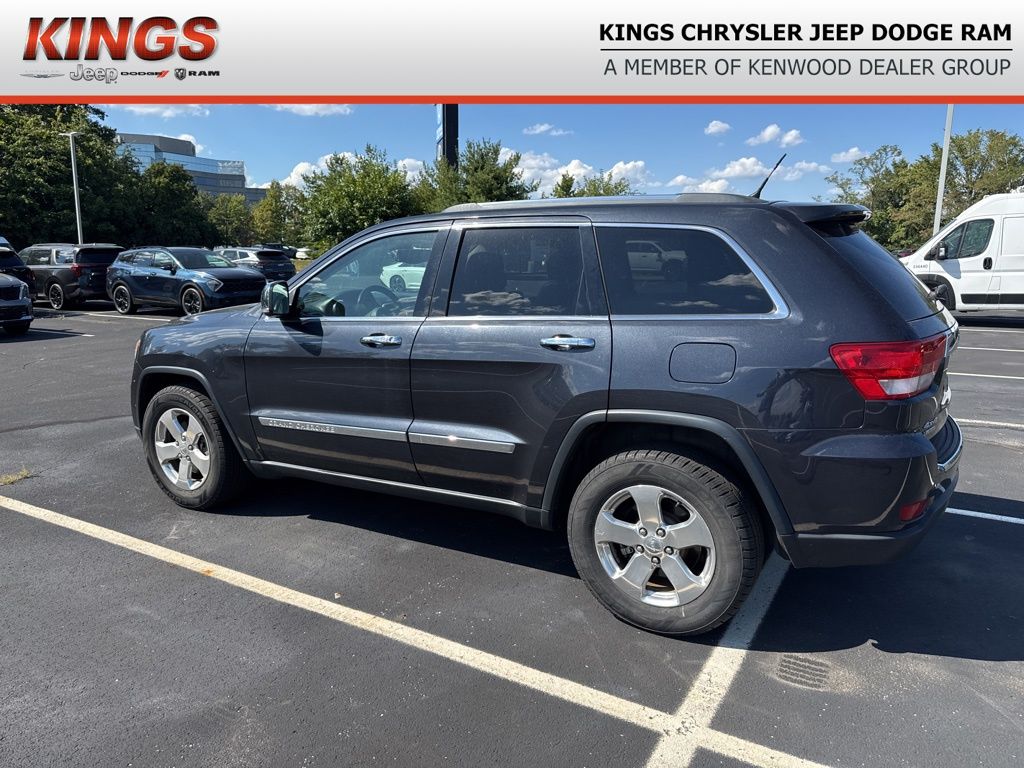 2013 Jeep Grand Cherokee Limited photo 4