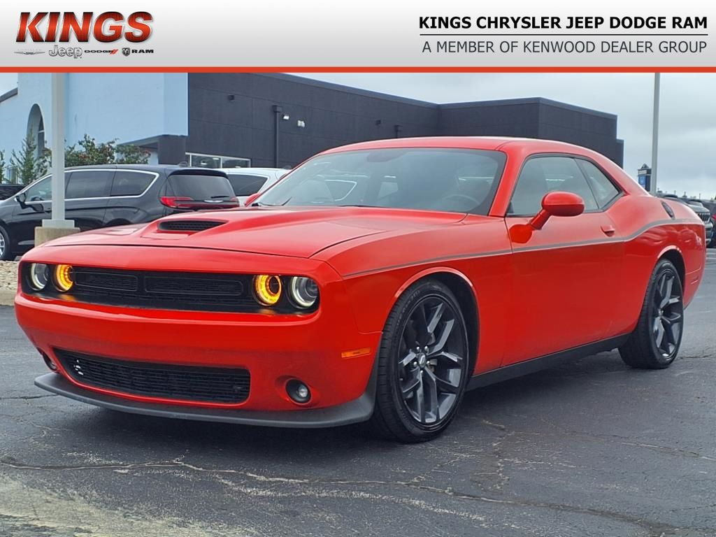 2022 Dodge Challenger GT photo 2