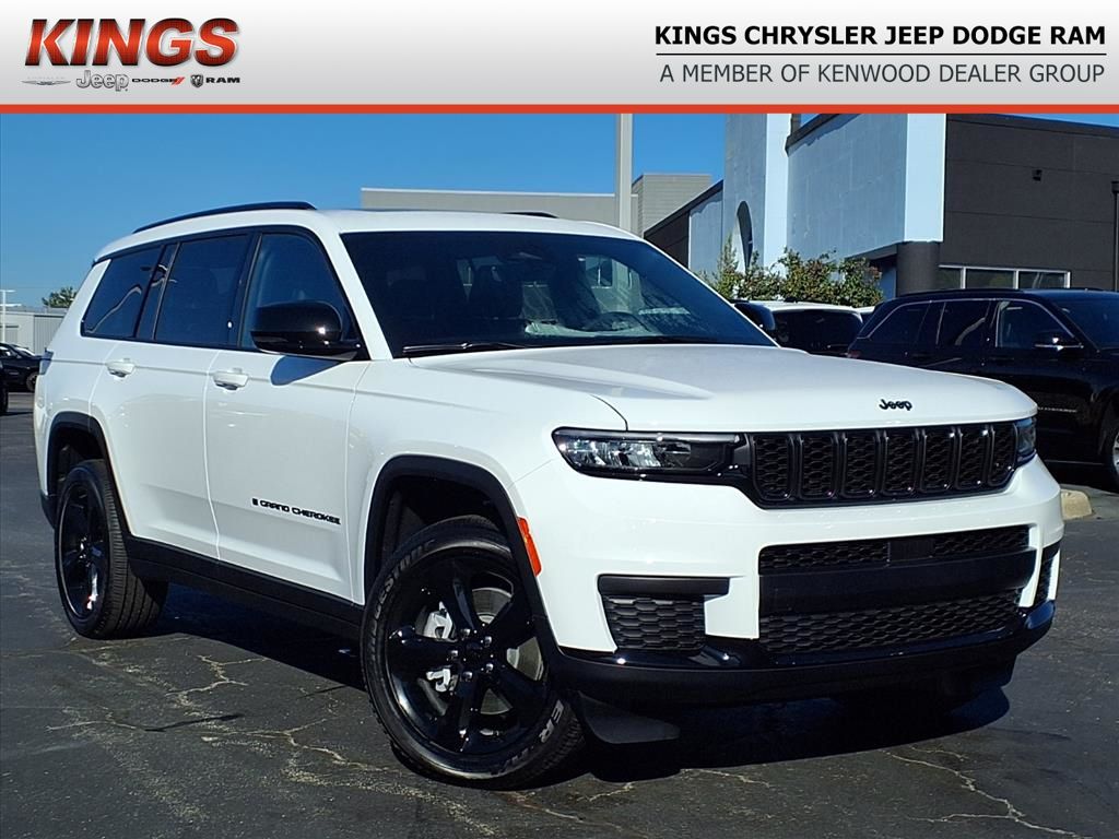 2025 Jeep Grand Cherokee L Altitude's photo