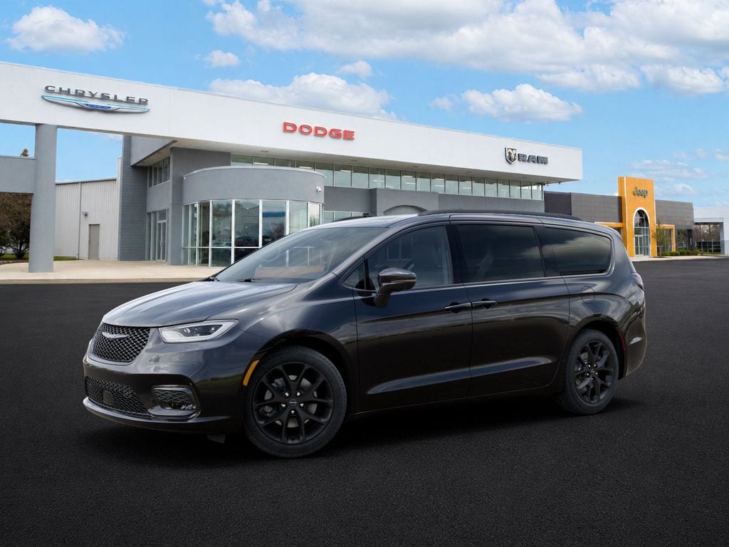New 2026 Chrysler Pacifica Limited Passenger Van