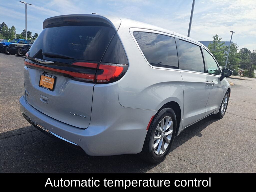 Used 2026 Chrysler Pacifica Limited Van Passenger Van