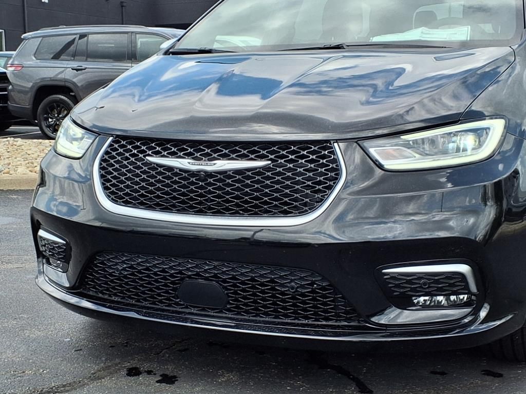 2025 Chrysler Pacifica Pinnacle - Photo 24