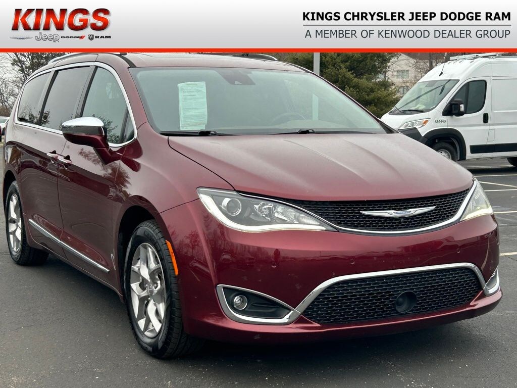 Used 2017 Chrysler Pacifica Limited Van