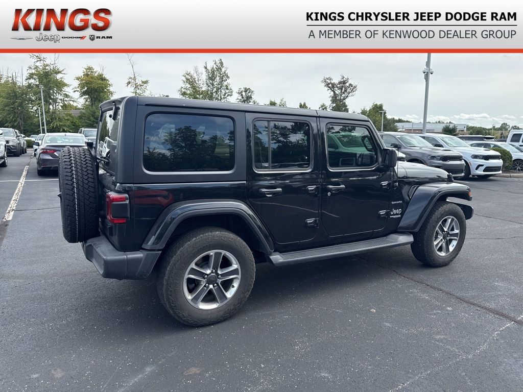 2020 Jeep Wrangler Unlimited Sahara photo 4