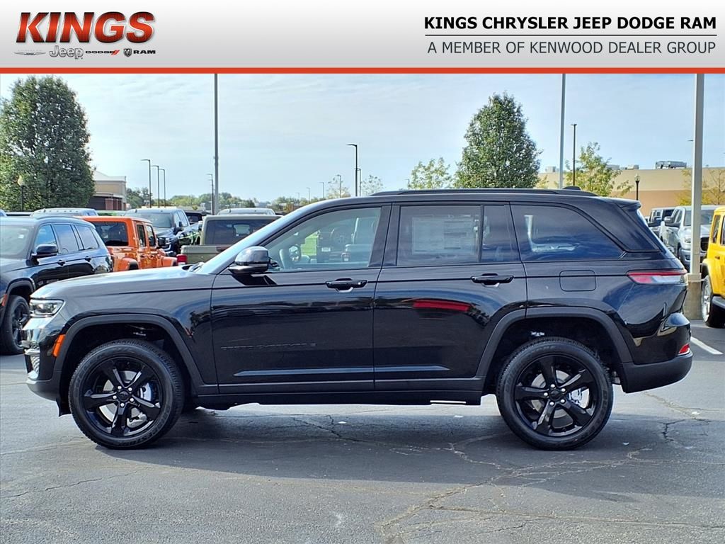 2025 Jeep Grand Cherokee Altitude X photo 3