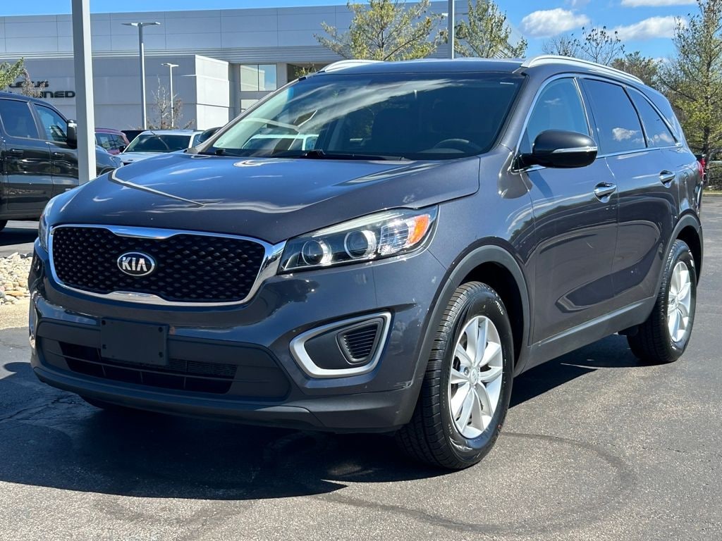 Used 2017 Kia Sorento 2.4L LX SUV