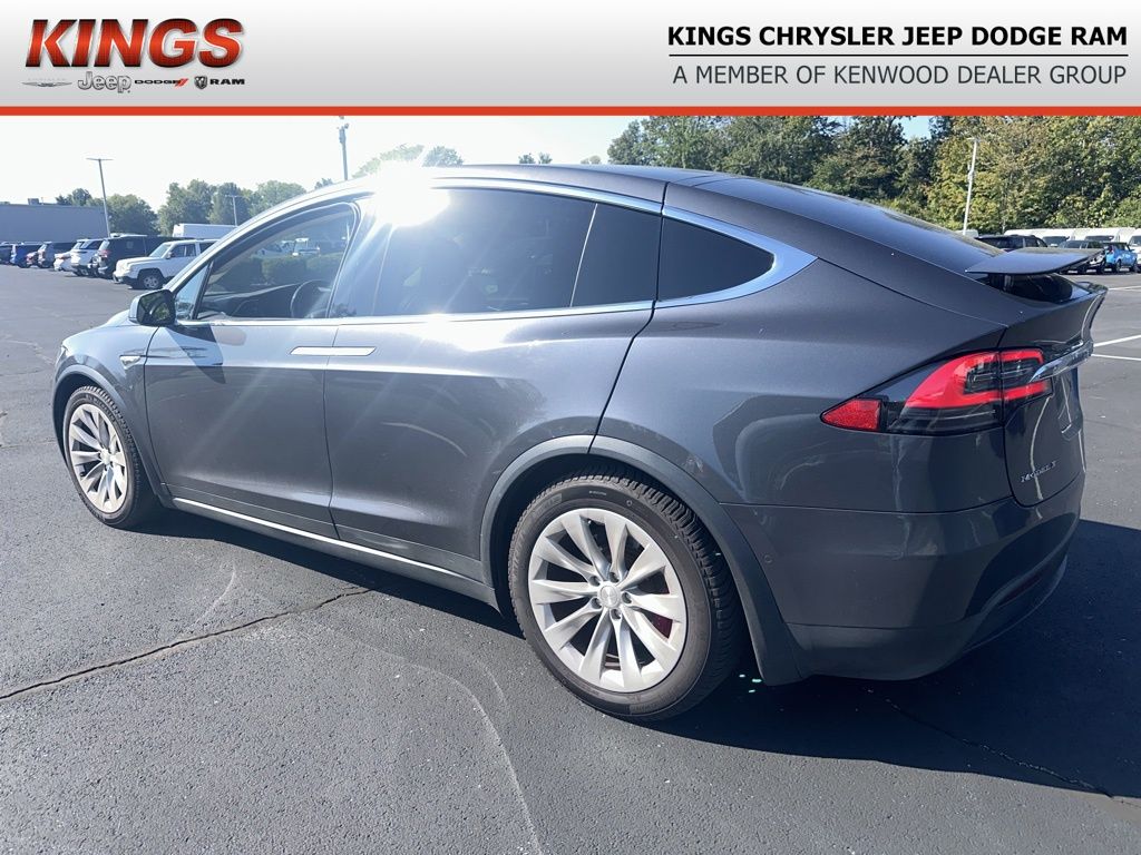 2016 Tesla Model X P90D photo 3