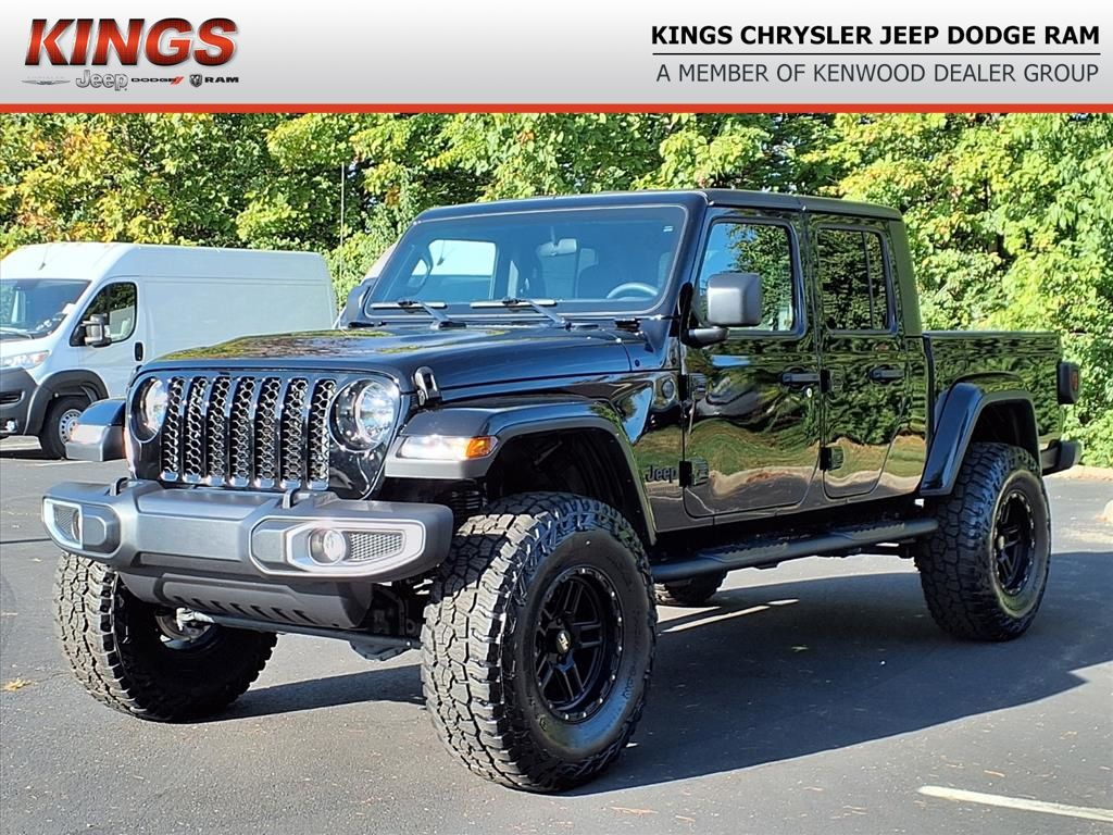 2023 Jeep Gladiator Sport S photo 2