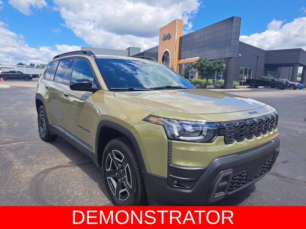 New 2026 Jeep Cherokee Laredo Sport Utility