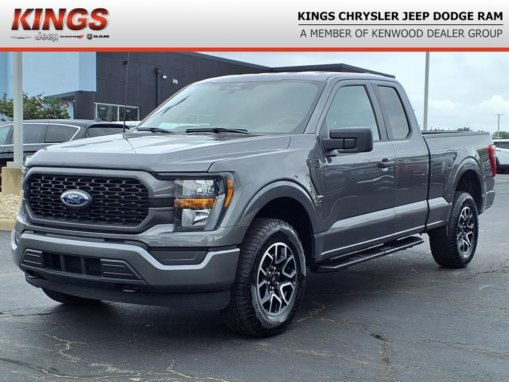 2023 Ford F-150 XL STX photo 2