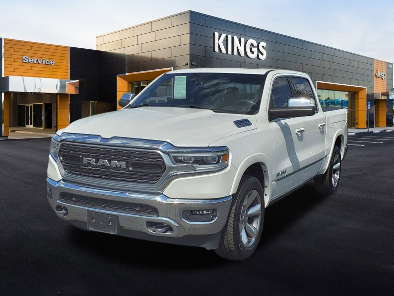 Used 2019 RAM Ram 1500 Pickup Limited with VIN 1C6SRFHT0KN729600 for sale in Cincinnati, OH