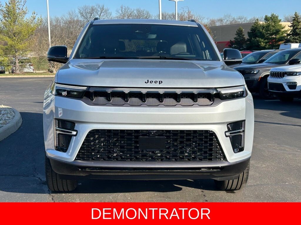 New 2026 Jeep Grand Wagoneer Limited Reserve Sport Utility