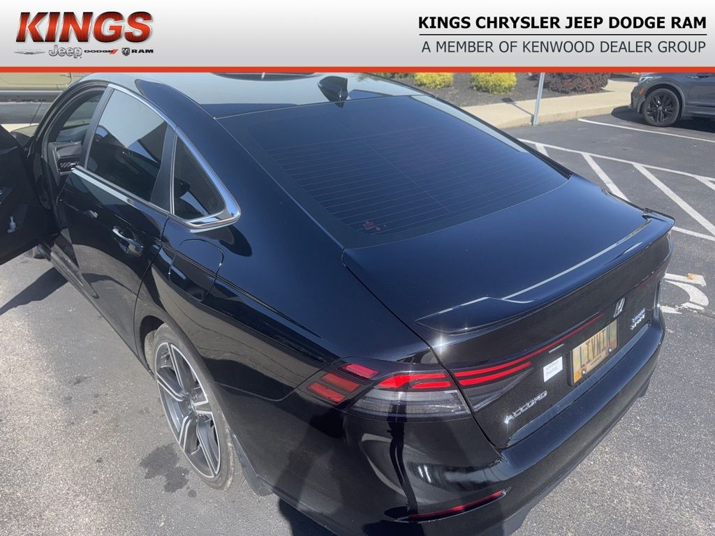 2023 Honda Accord Hybrid Sport photo 3