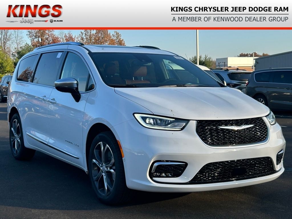 New 2026 Chrysler Pacifica Pinnacle Passenger Van