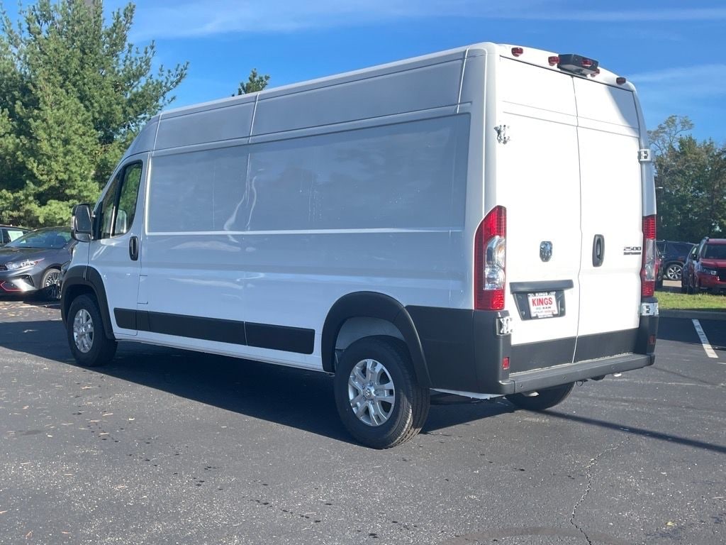 New 2024 Ram Promaster 2500 High Roof Cargo Van