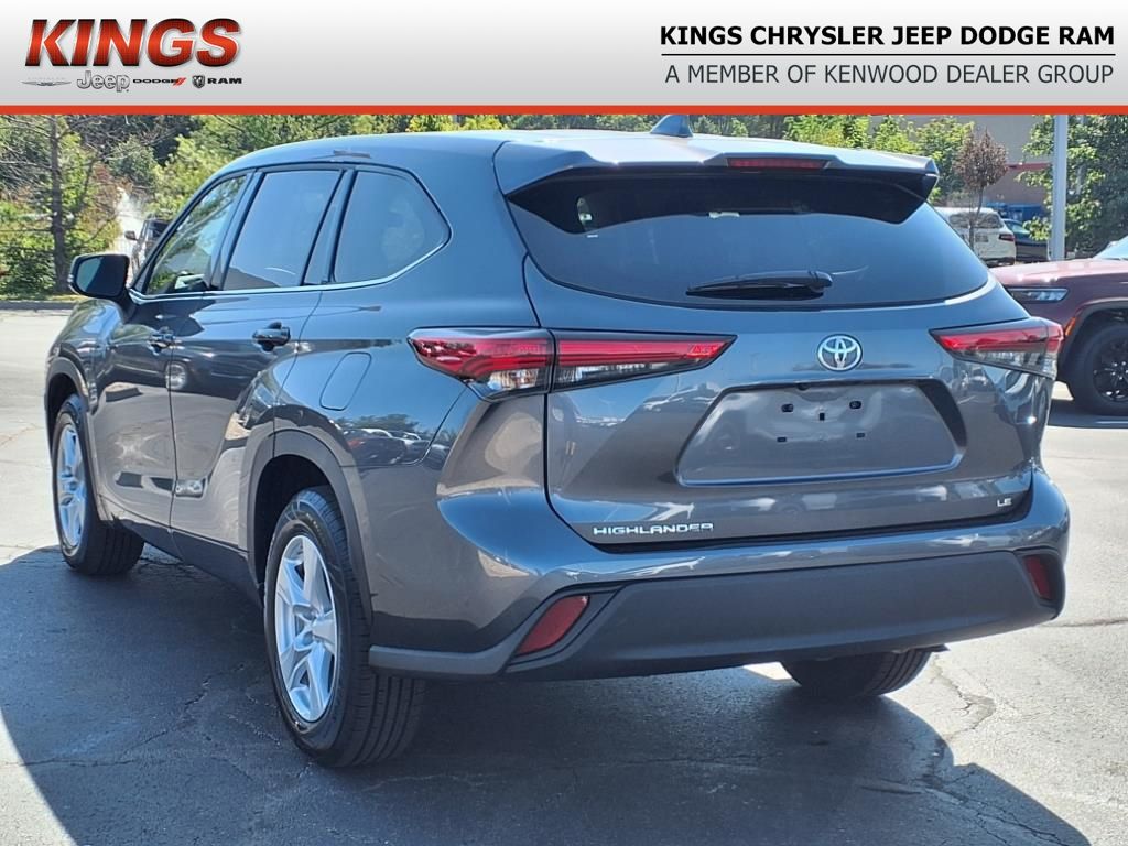 2020 Toyota Highlander L photo 4