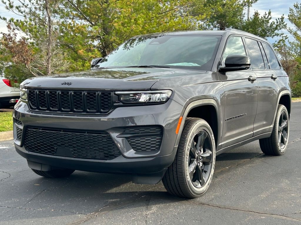 New 2025 Jeep Grand Cherokee Altitude X Sport Utility