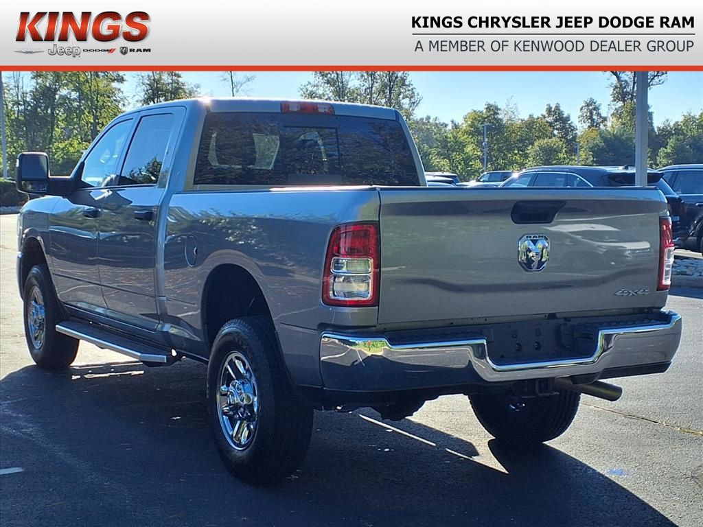 2024 Ram 2500 Tradesman photo 4