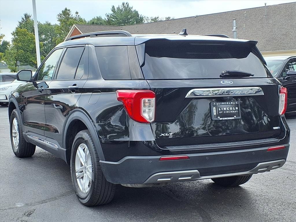 2020 Ford Explorer XLT photo 4
