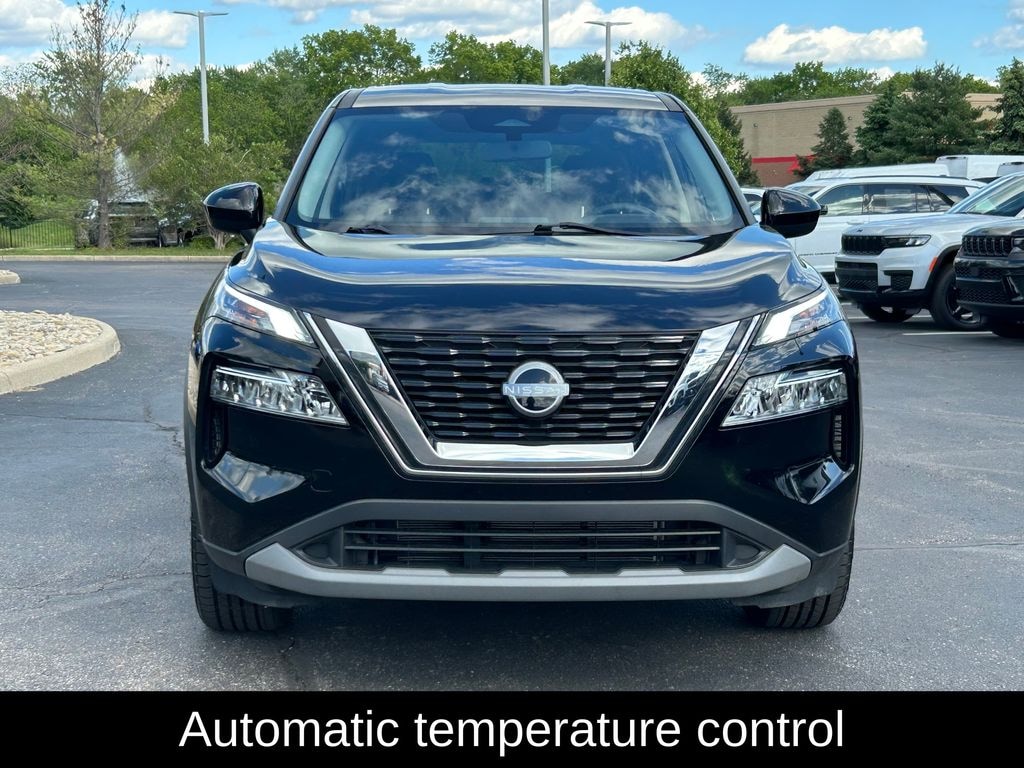 Used 2023 Nissan Rogue SV SUV