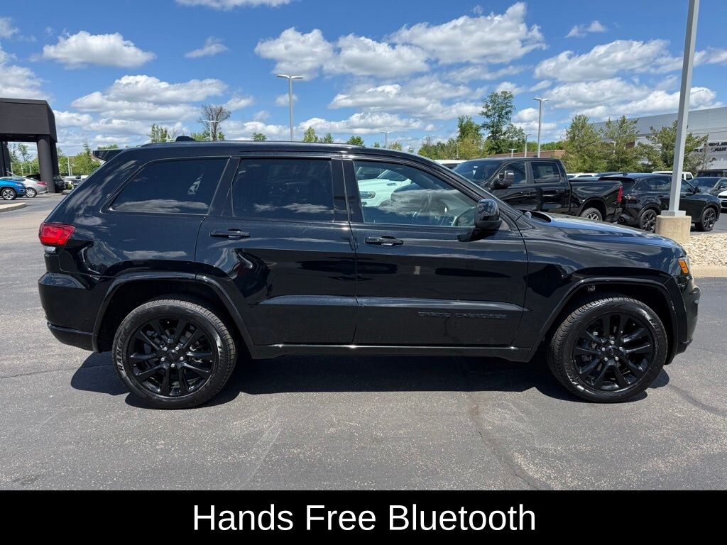 Used 2018 Jeep Grand Cherokee Laredo 4x4 SUV