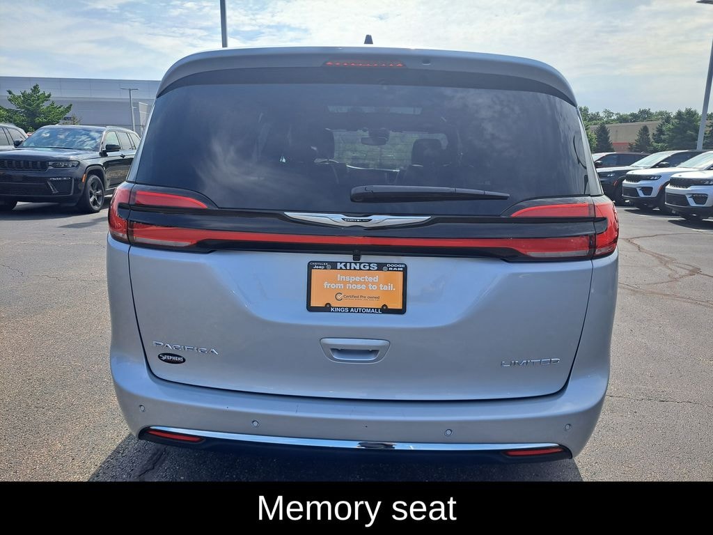 Used 2026 Chrysler Pacifica Limited Van Passenger Van