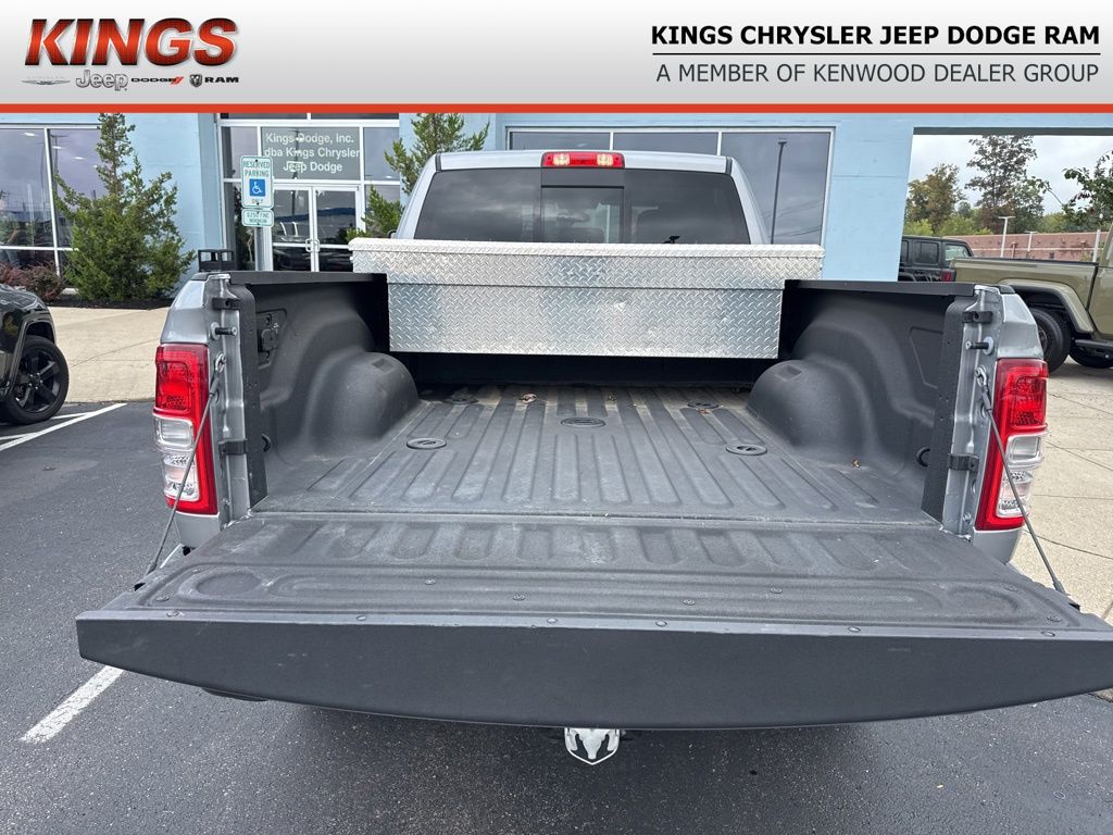 2024 Ram 2500 Tradesman photo 4