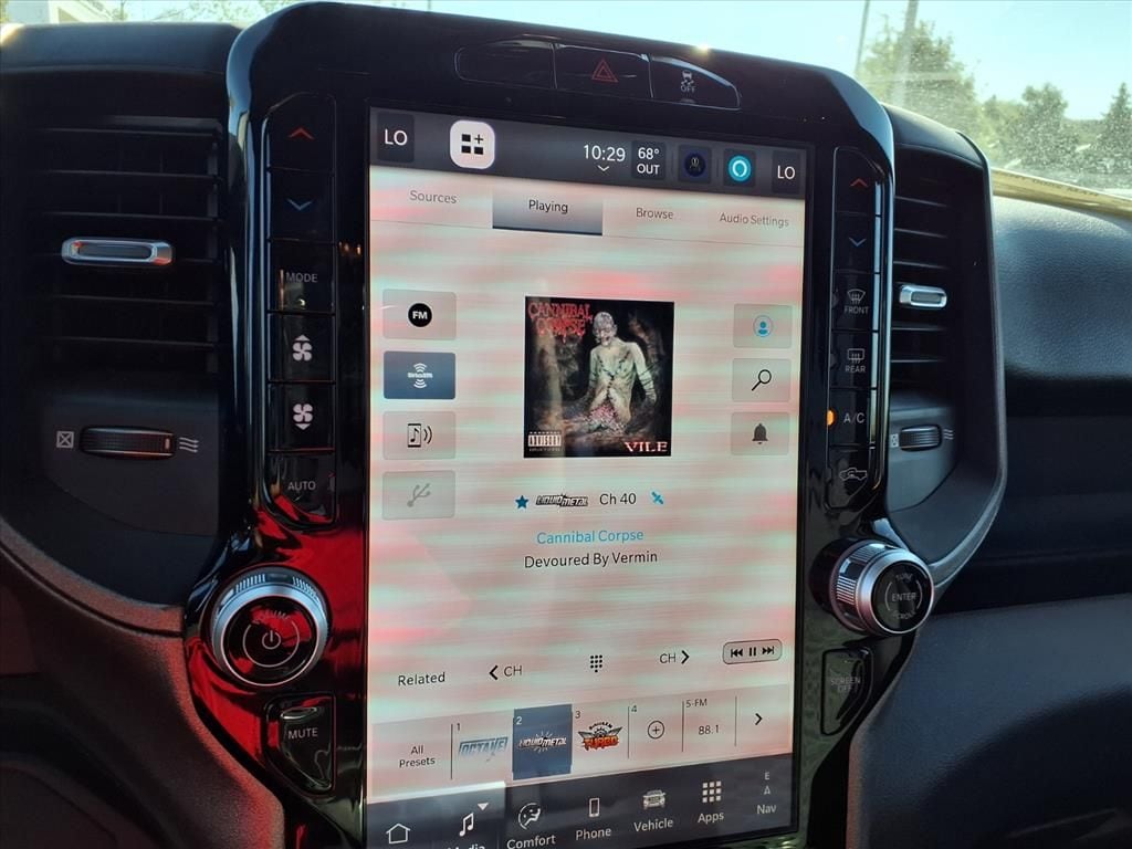 2025 RAM 2500 Tradesman - Photo 13