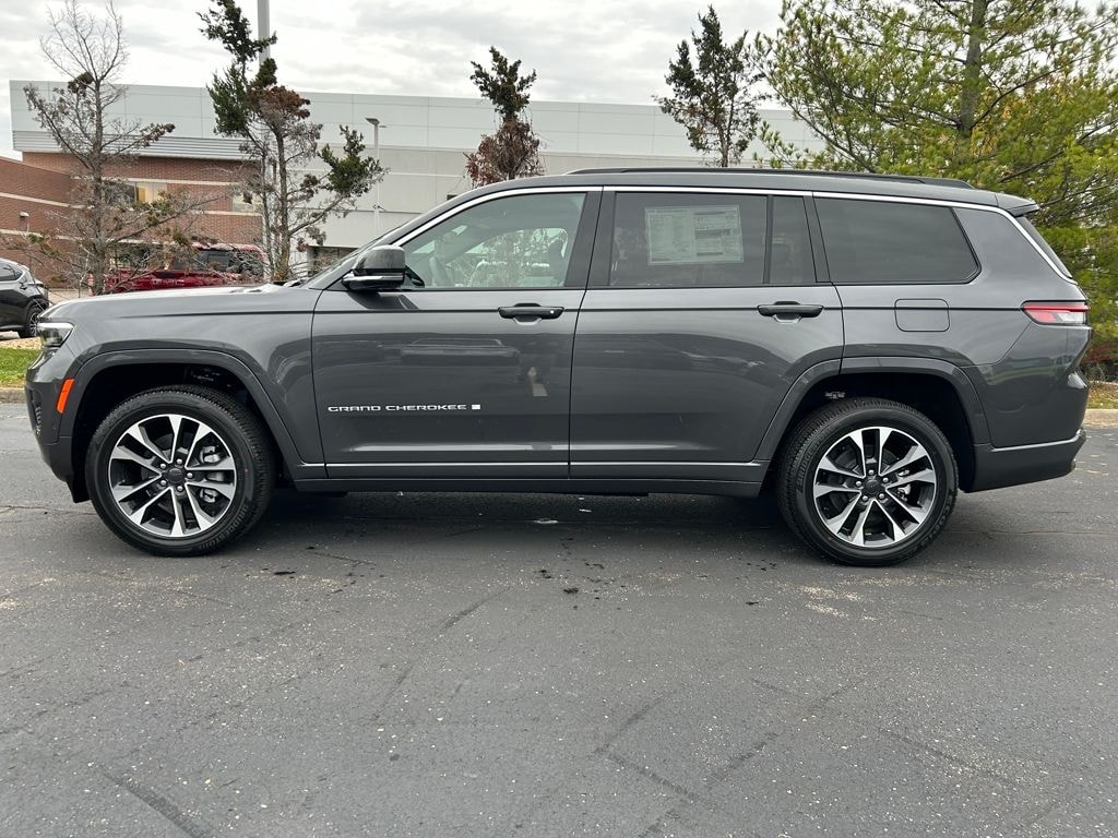 New 2025 Jeep Grand Cherokee L Overland Sport Utility