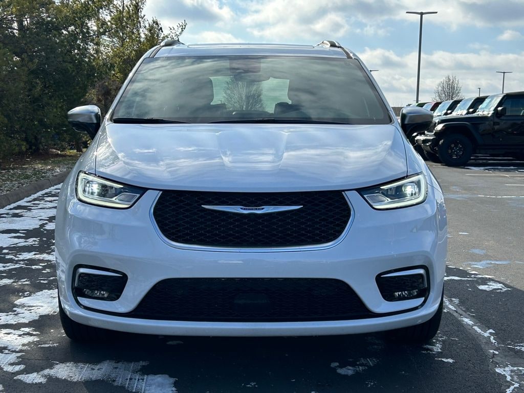 New 2025 Chrysler Pacifica Pinnacle Passenger Van