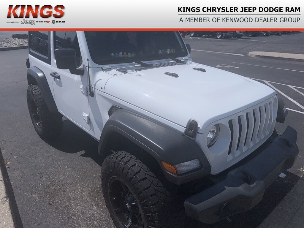 2019 Jeep Wrangler Sport photo 2