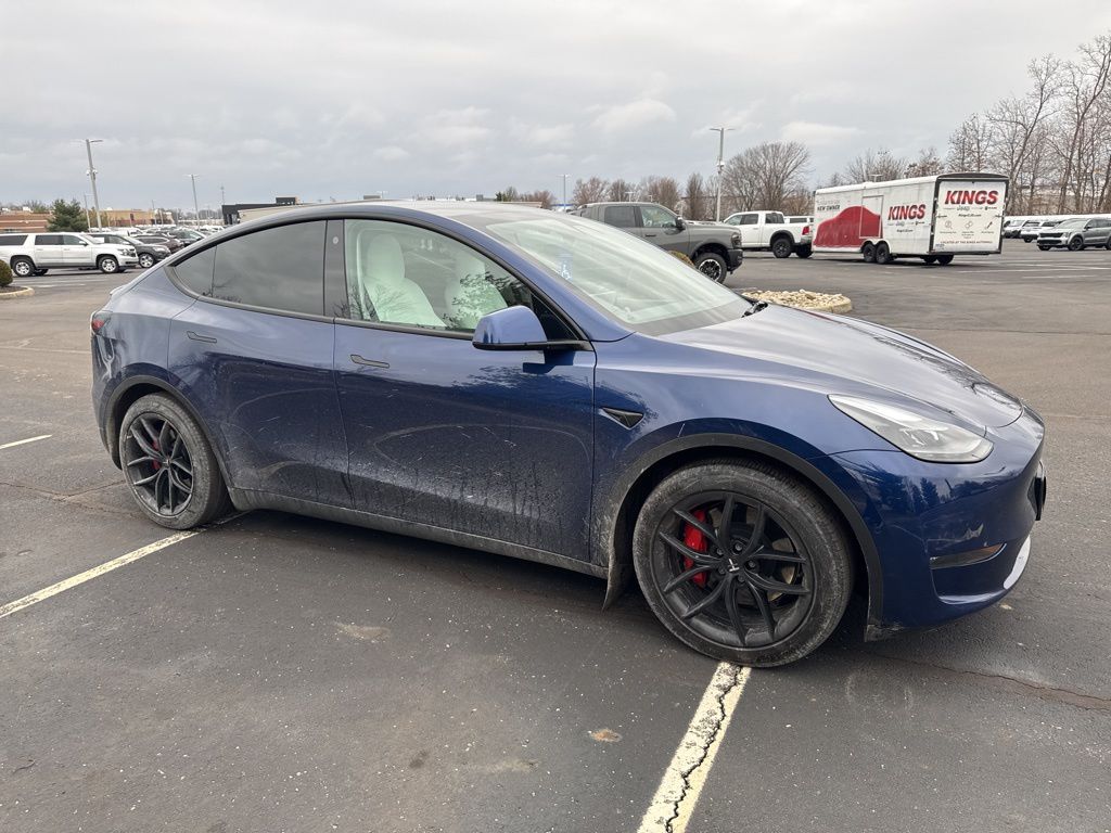 Used 2022 Tesla Model Y Performance with VIN 7SAYGDEF4NF451835 for sale in Cincinnati, OH