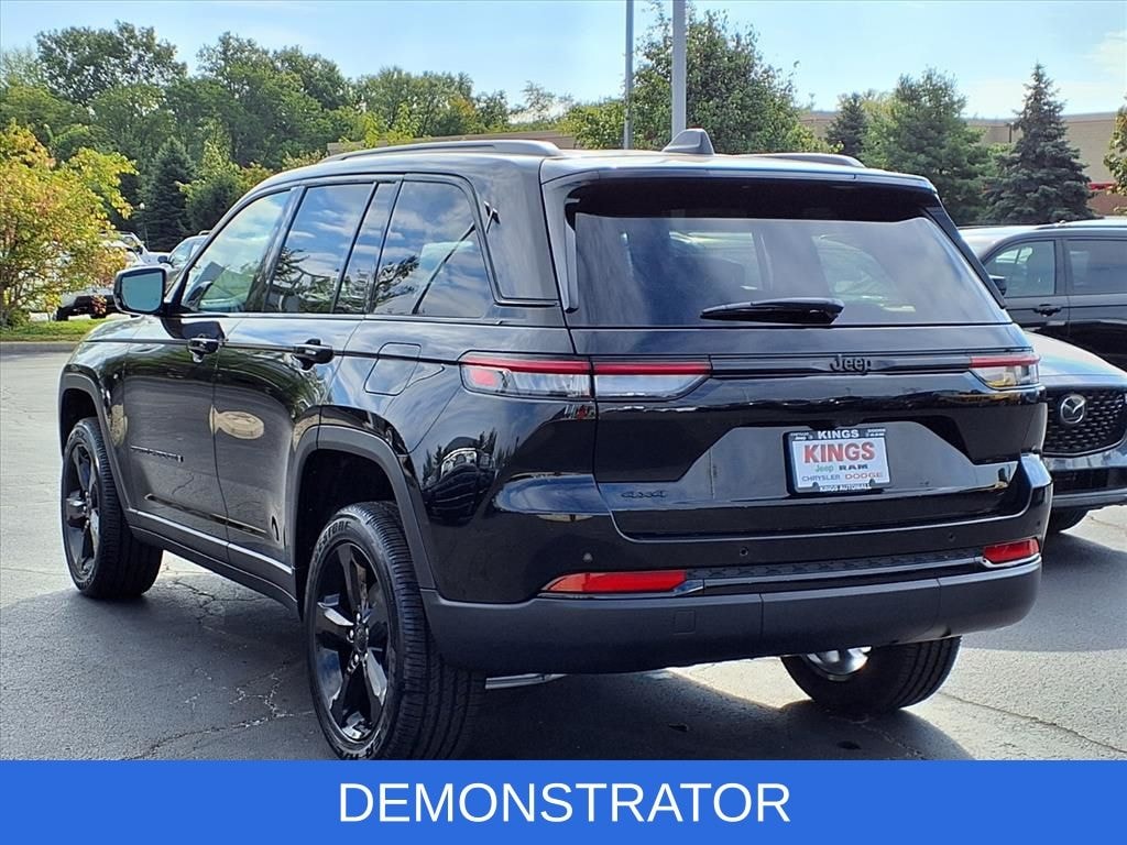 New 2025 Jeep Grand Cherokee Altitude X Sport Utility