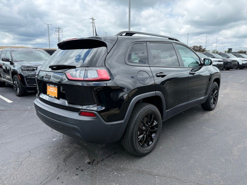 Certified 2023 Jeep Cherokee Altitude Lux SUV