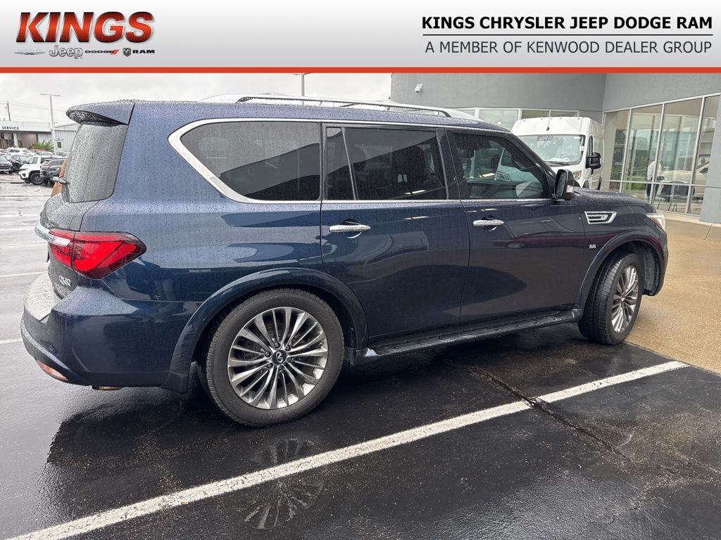 2018 Infiniti QX80 photo 3