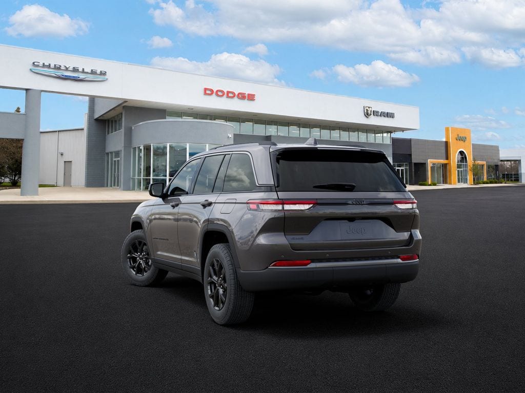 New 2026 Jeep Grand Cherokee Altitude Sport Utility