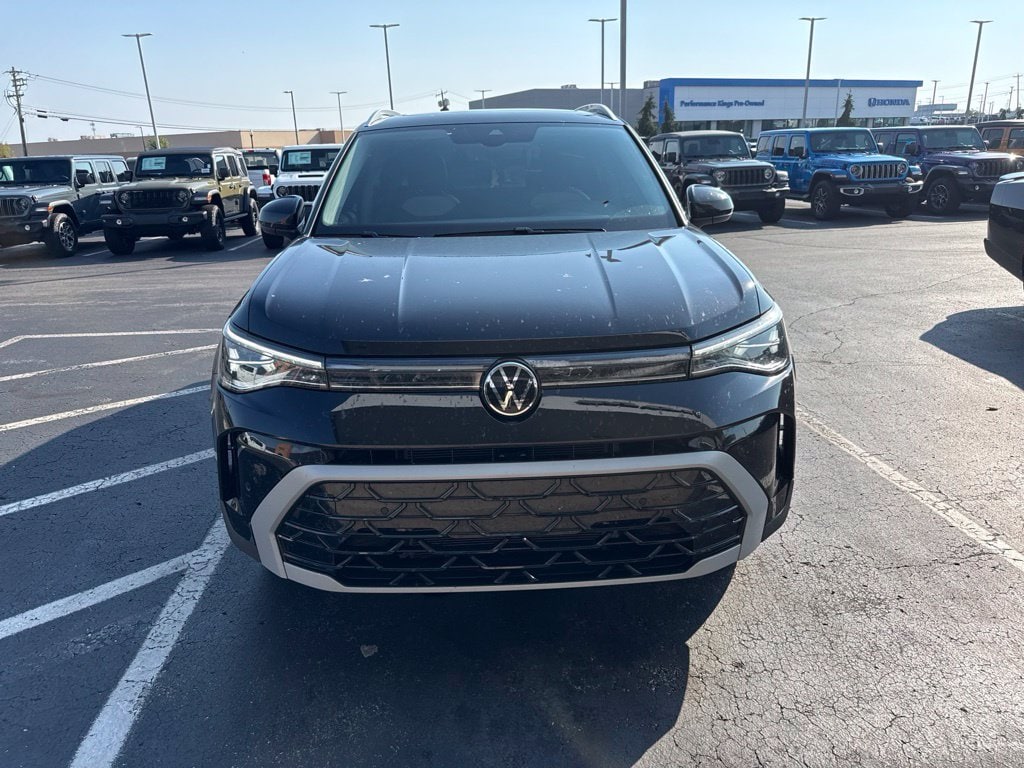 Used 2025 Volkswagen Taos 1.5T SEL SUV